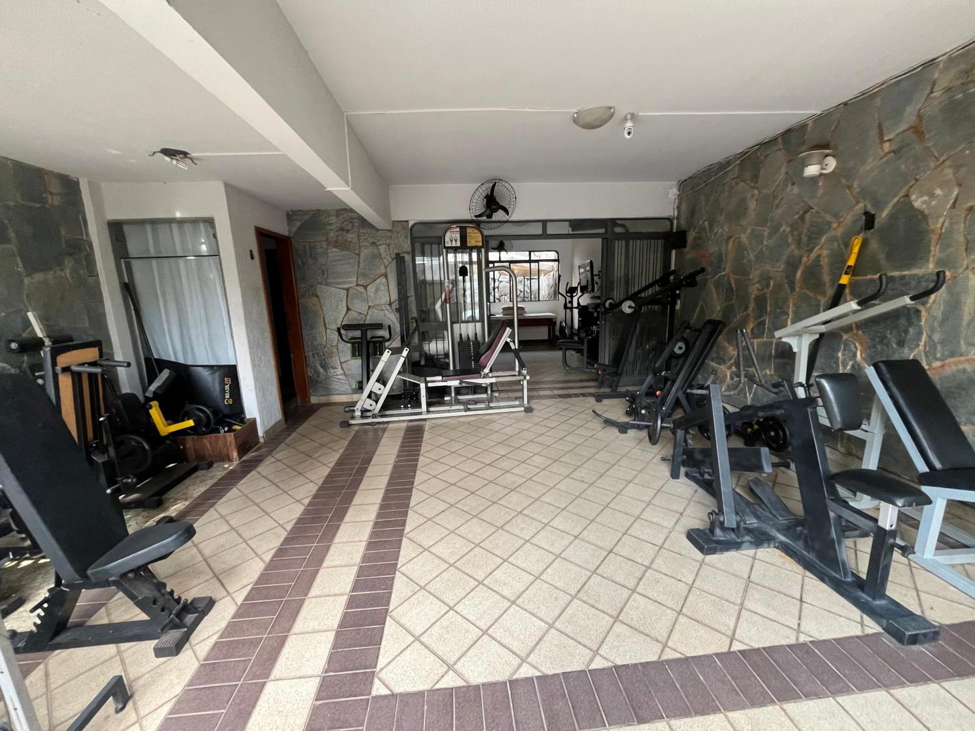 Casa Quintal Bueno! 5 Quartos Com Ar Split E Internet Ultra! Perto Do Melhor De Goiania! Marista Parques Areiao E Vaca Brava Hospital Premium Mater Dei Blue Fit Perdomo Goiania Shopping! ภายนอก รูปภาพ