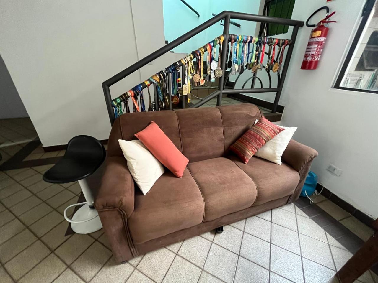 Casa Quintal Bueno! 5 Quartos Com Ar Split E Internet Ultra! Perto Do Melhor De Goiania! Marista Parques Areiao E Vaca Brava Hospital Premium Mater Dei Blue Fit Perdomo Goiania Shopping! ภายนอก รูปภาพ